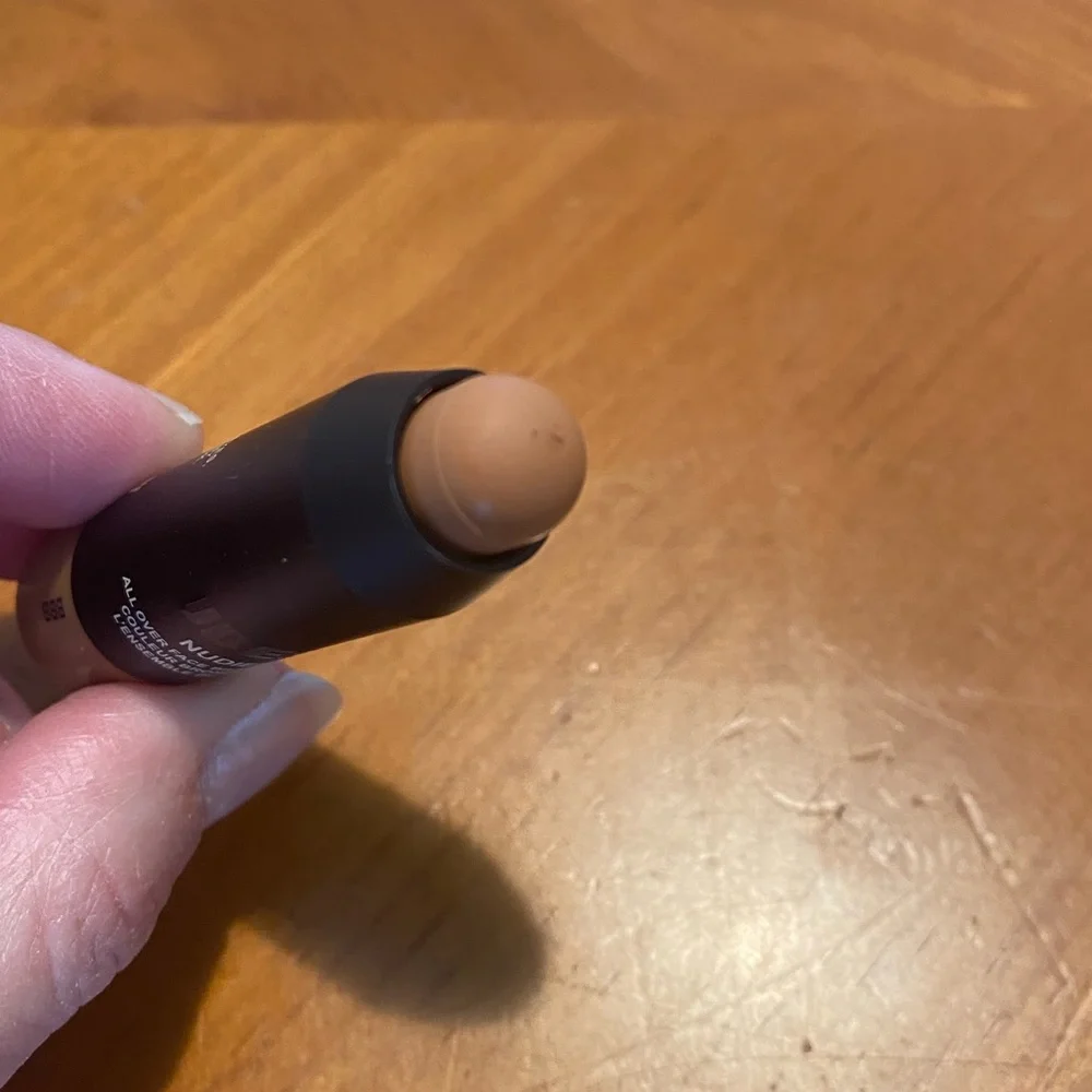 Nudestix Nudies All Over Face Bronze Color